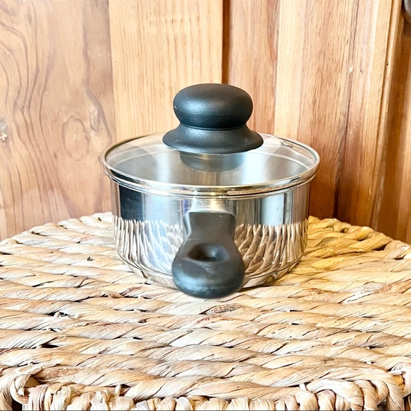 Tools Of The Trade Stainless Steel Pot With Glass Lid Size 1 Quart - Picture 2 of 12